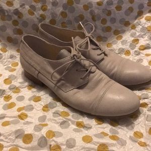 Franco Sarto tan leather oxfords